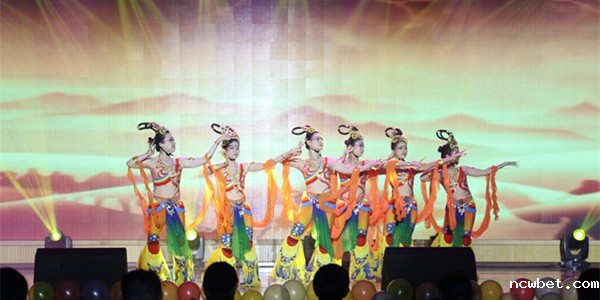 1581562103256780.jpg 12-01、投资公司舞蹈《梦回敦煌》.jpg