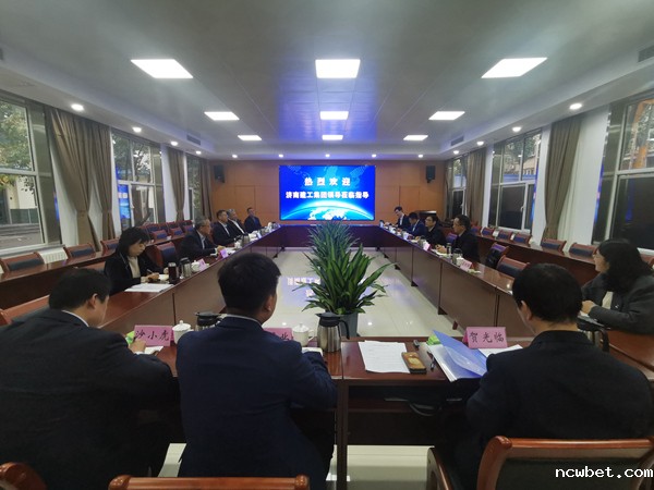 济南建工集团到企业召开产业发展调研座谈会